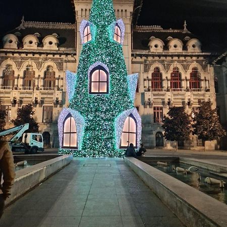 Glamour Ultracentral Κραϊόβα Εξωτερικό φωτογραφία