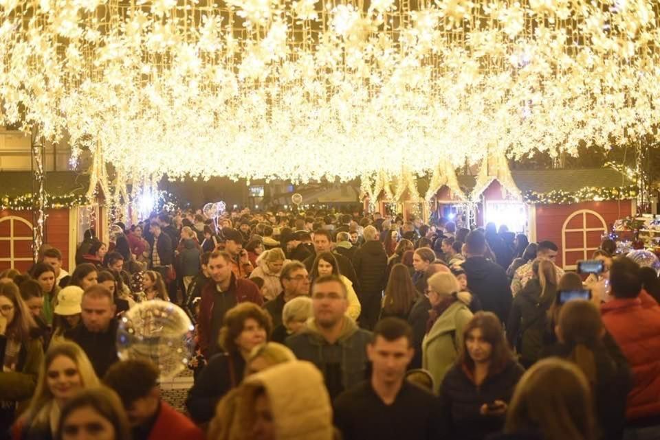 Glamour Ultracentral Κραϊόβα Εξωτερικό φωτογραφία