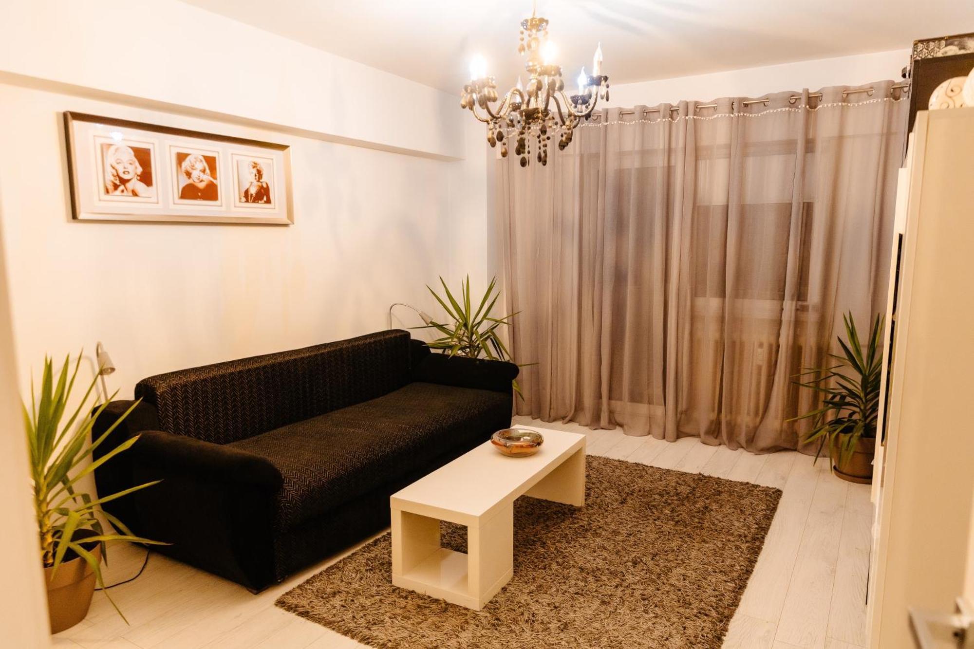 Glamour Ultracentral Κραϊόβα Εξωτερικό φωτογραφία