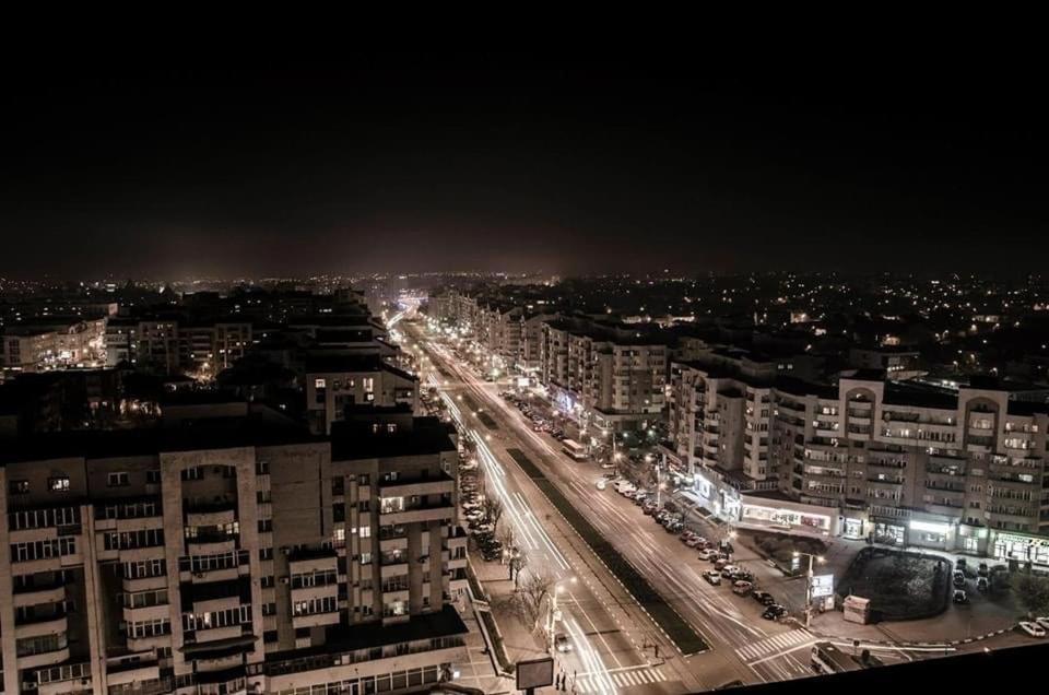 Glamour Ultracentral Κραϊόβα Εξωτερικό φωτογραφία